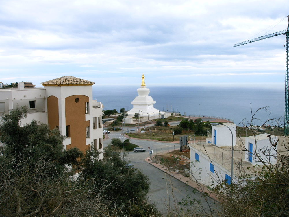 The Buddhist Temple in Benalmadena<br /><a href="photo16.kml">See on Google Earth</a><br /><br />