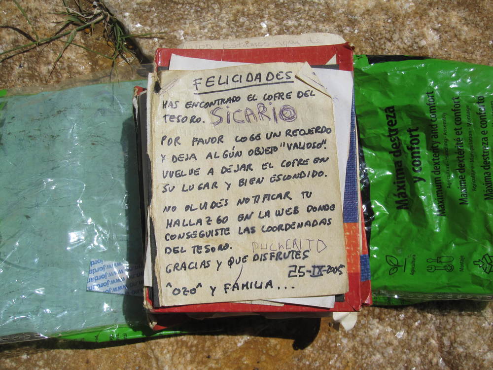 Original geocache from 2005<br /><a href="photo18.kml">See on Google Earth</a><br /><br />